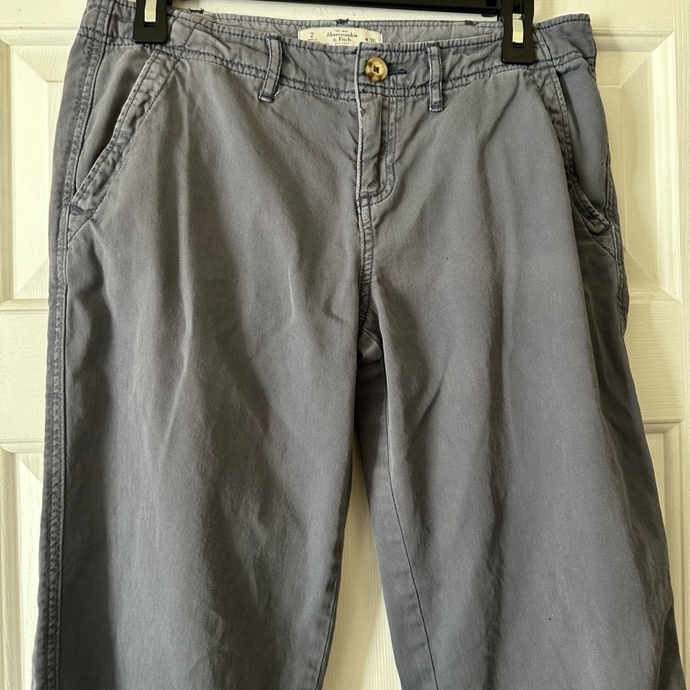 Abercrombie & Fitch casual trousers, low rise relaxed fit 100% cotton, size 2/26 - Picture 5 of 5